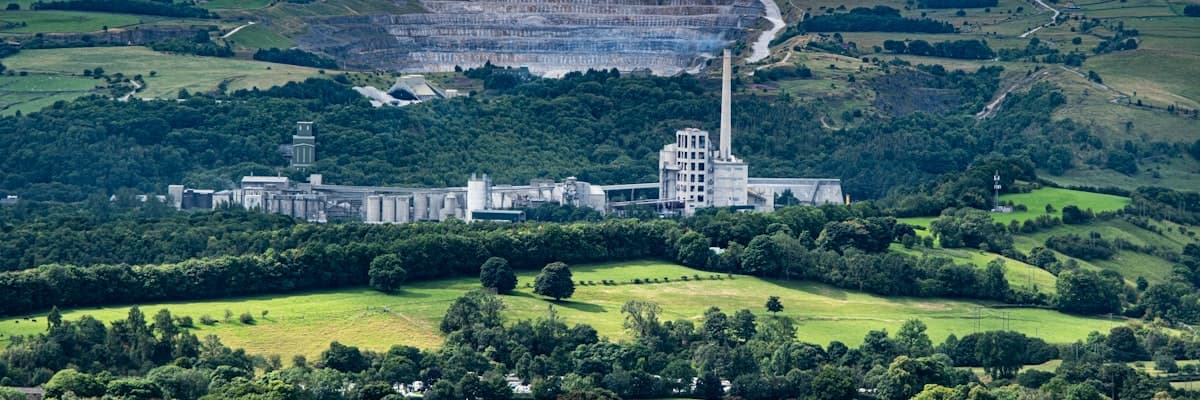 Maple Leaf Cement (Mining ops) banner