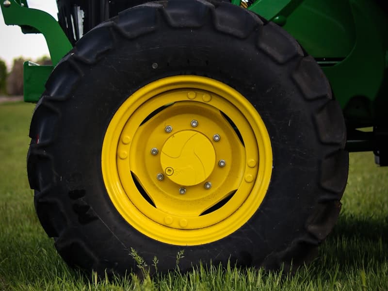 Tractor Rear Tyre 14.9x28